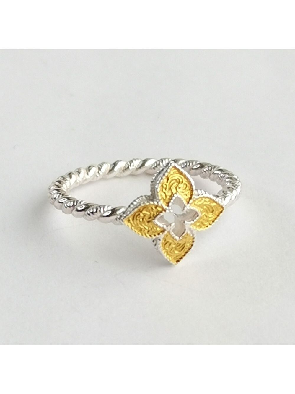 Sterling Silver Gold Quatrefoil Cable Ring size 8 🆕